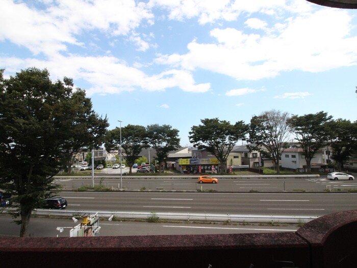 物件内観写真21　(室内からの展望)