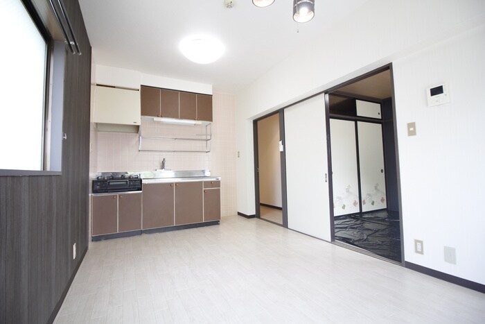 物件内観写真7　(居室)