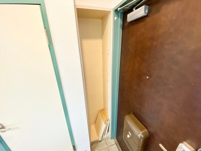 物件内観写真15　(収納)