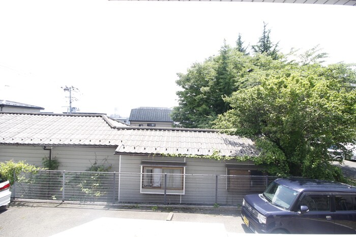 物件内観写真19　(室内からの展望)