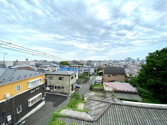 物件内観写真22　(室内からの展望)