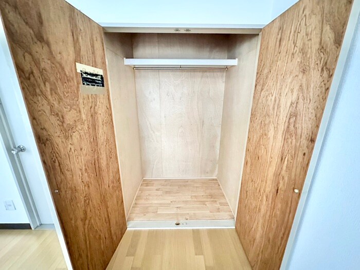 物件内観写真9　(収納)