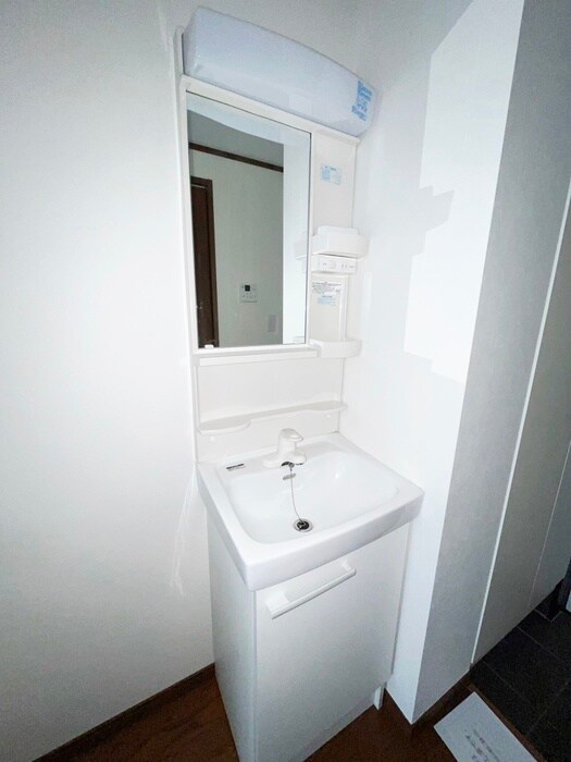 物件内観写真13　(洗面)