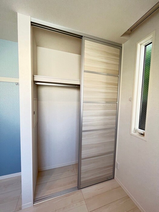 物件内観写真15　(収納)