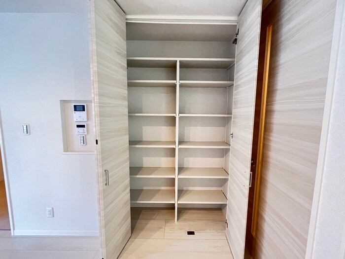 物件内観写真19　(収納)