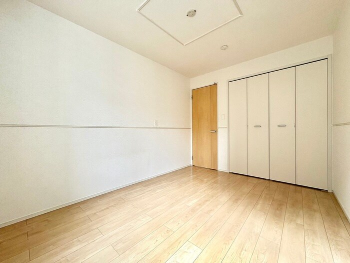 物件内観写真9　(居室)
