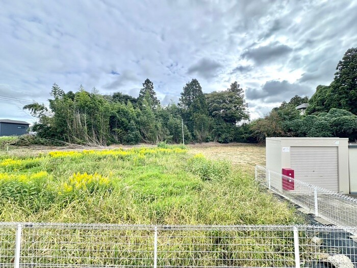 物件内観写真21　(室内からの展望)