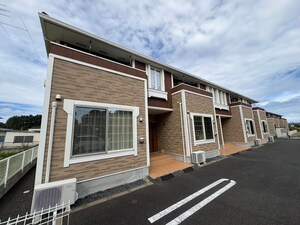 ストロベリーハウスⅢ外観写真