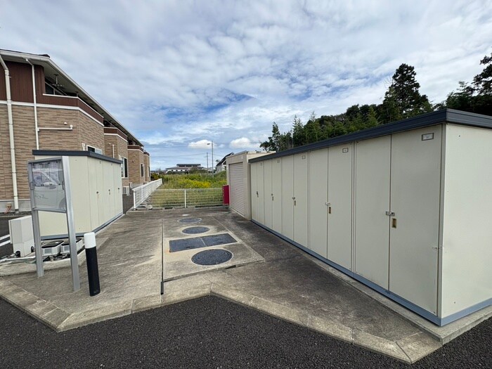 物件外観写真6　(建物設備)