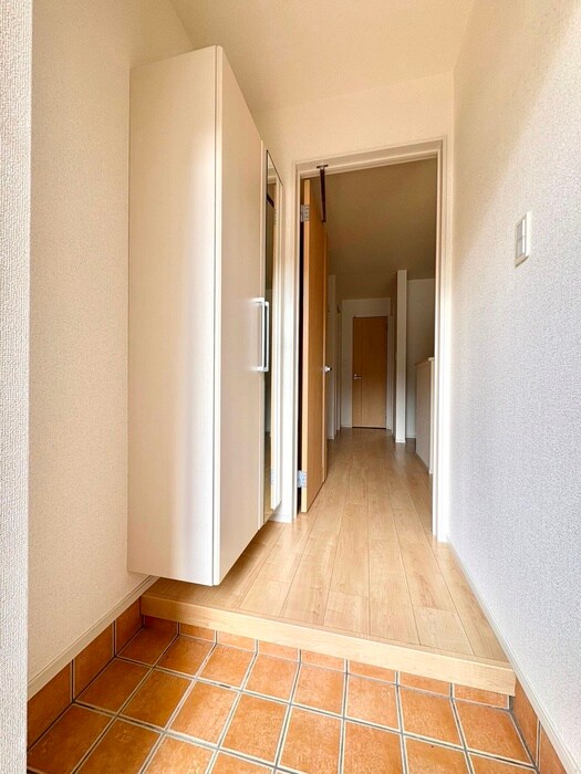 物件内観写真17　(廊下)