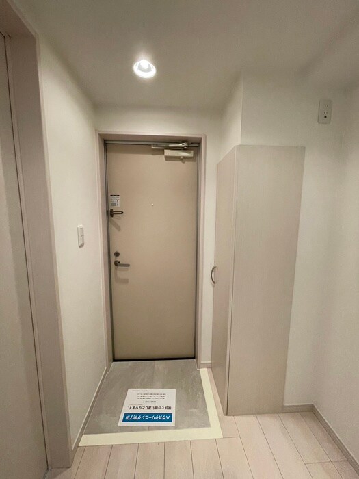 物件内観写真15　(玄関)