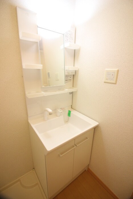 物件内観写真13　(洗面)