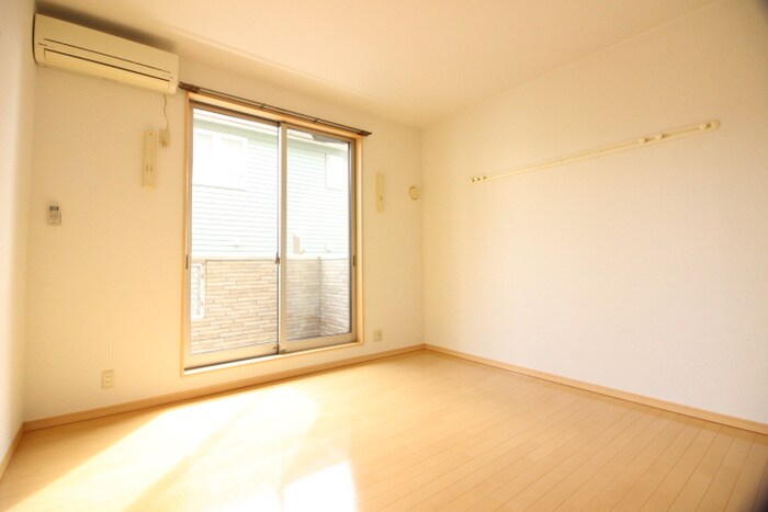 物件内観写真19　(居室)