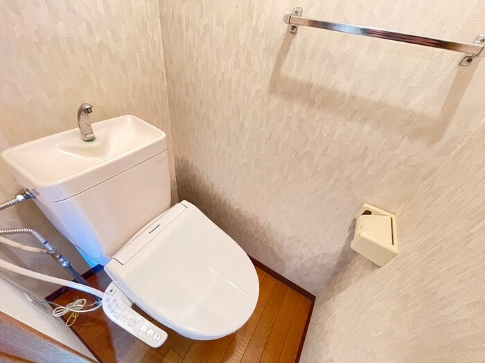 物件内観写真13　(トイレ)