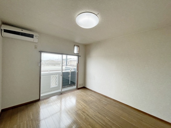 物件内観写真7　(居室)