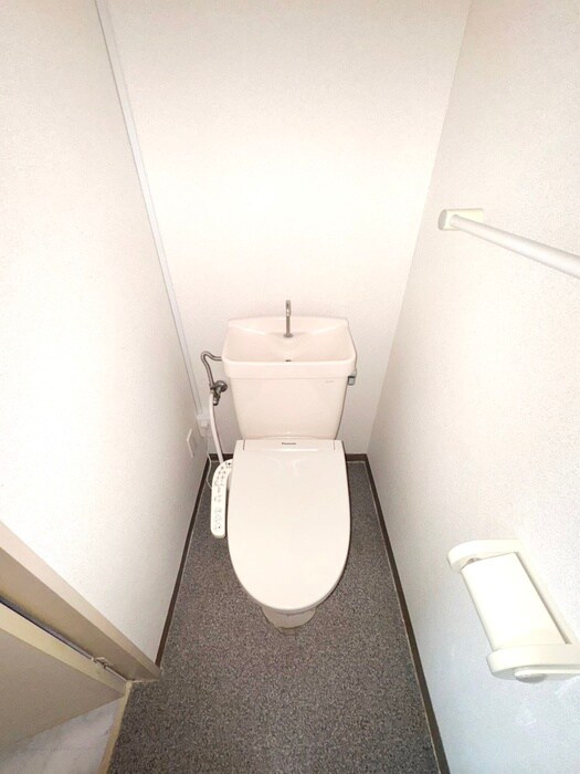 物件内観写真11　(トイレ)