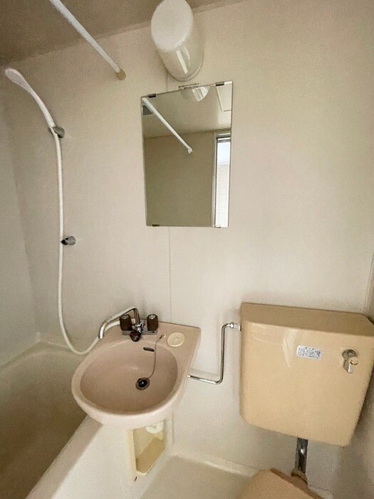 物件内観写真12　(洗面)