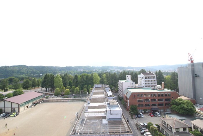 物件内観写真22　(室内からの展望)