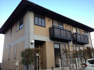 南中山ハウス　A棟外観写真