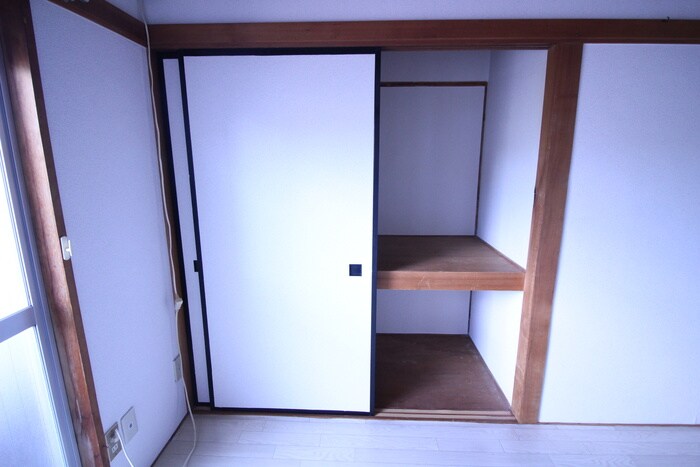 物件内観写真17　(収納)