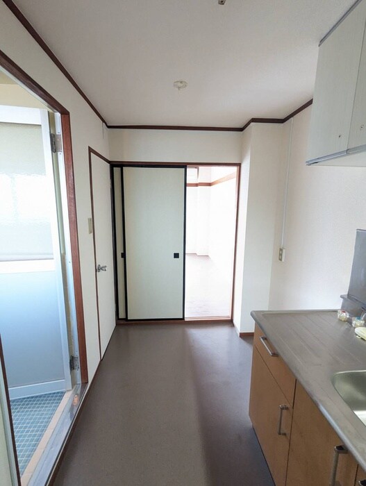 サンアローズ清水沼の廊下