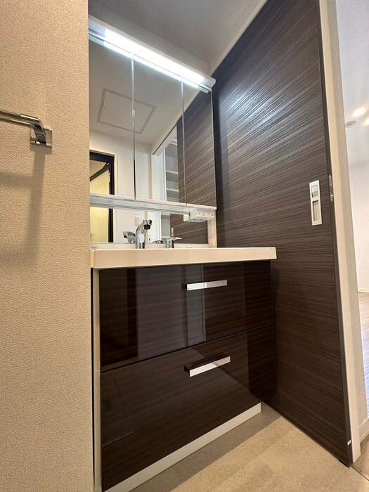 物件内観写真15　(洗面)