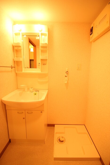 物件内観写真13　(洗面)