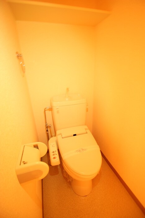 物件内観写真14　(トイレ)