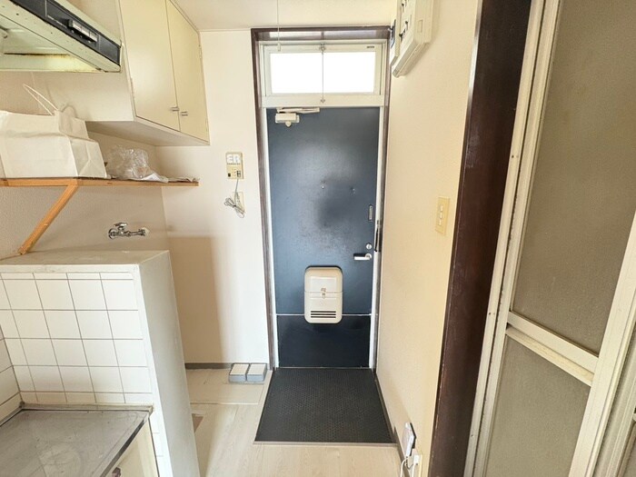 物件内観写真22　(玄関)