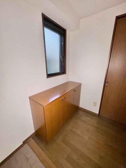 物件内観写真19　(靴箱)
