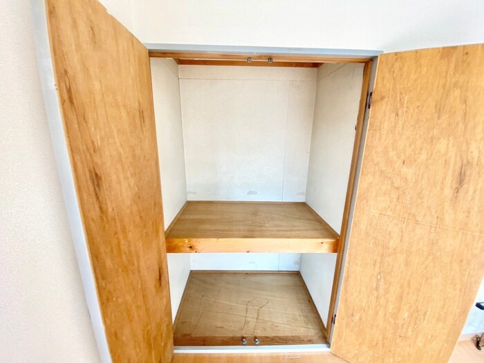 物件内観写真15　(収納)