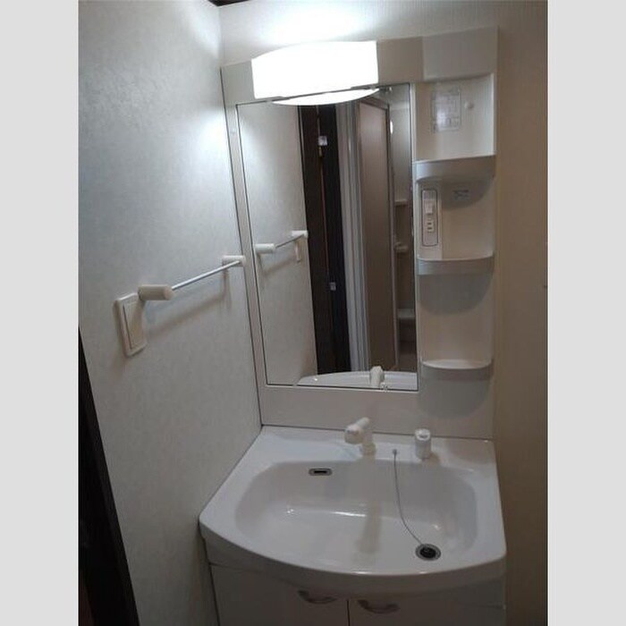 物件内観写真9　(洗面)