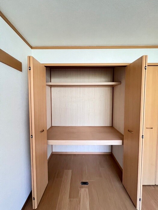 物件内観写真8　(収納)