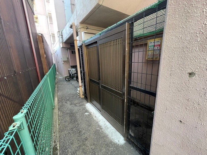 物件外観写真4　(建物設備)
