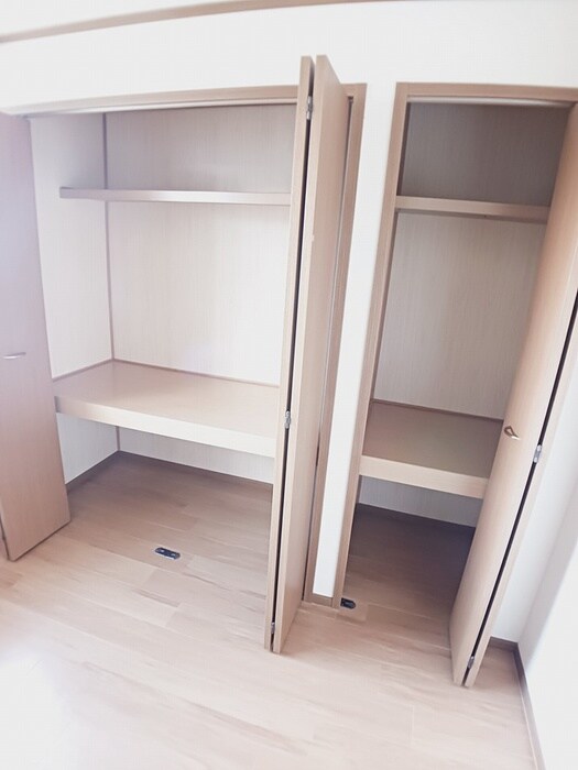 物件内観写真8　(収納)