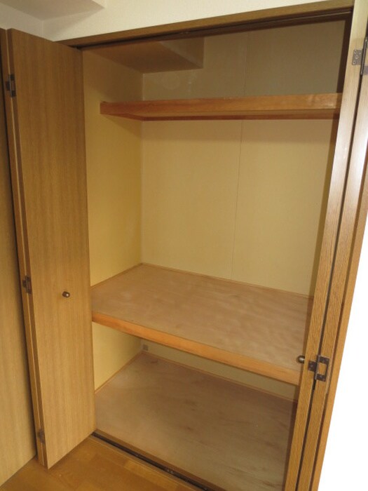 物件内観写真15　(収納)