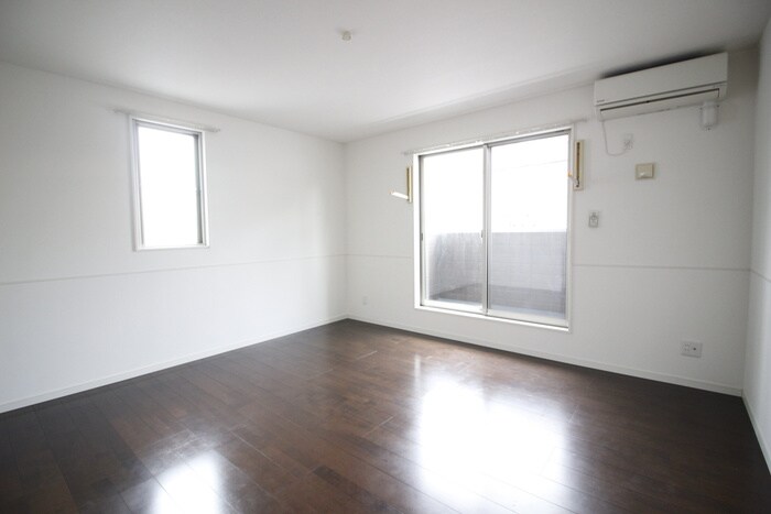 物件内観写真5　(居室)