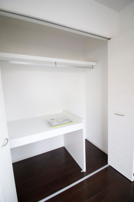 物件内観写真8　(収納)