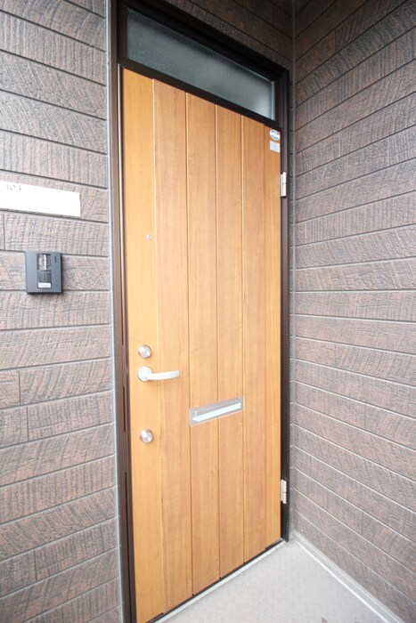 物件内観写真15　(玄関)