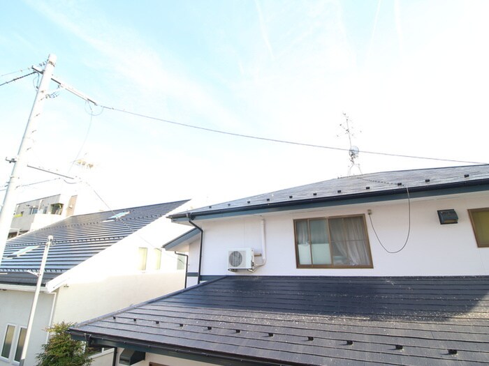 物件内観写真16　(室内からの展望)