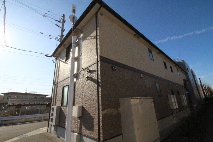 物件外観写真5　(駐輪場)