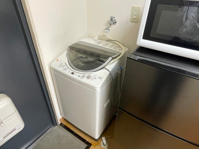 物件内観写真13　(洗濯機置場)