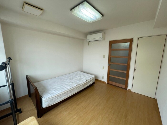 物件内観写真19　(居室)