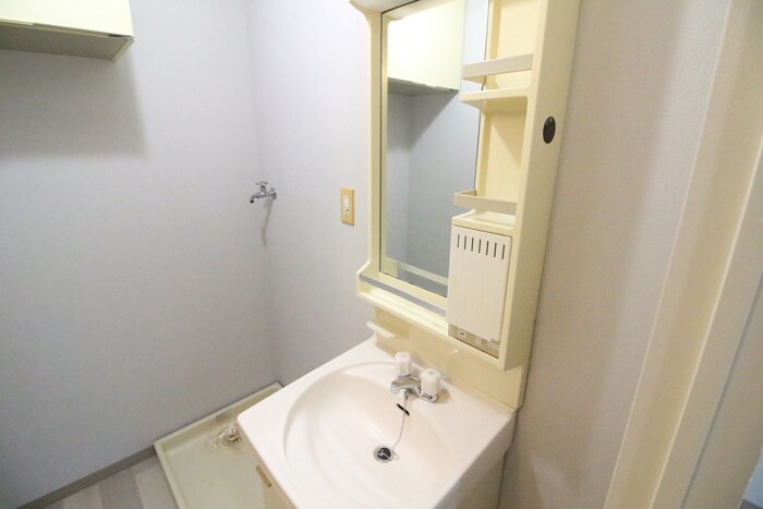 物件内観写真11　(洗面)