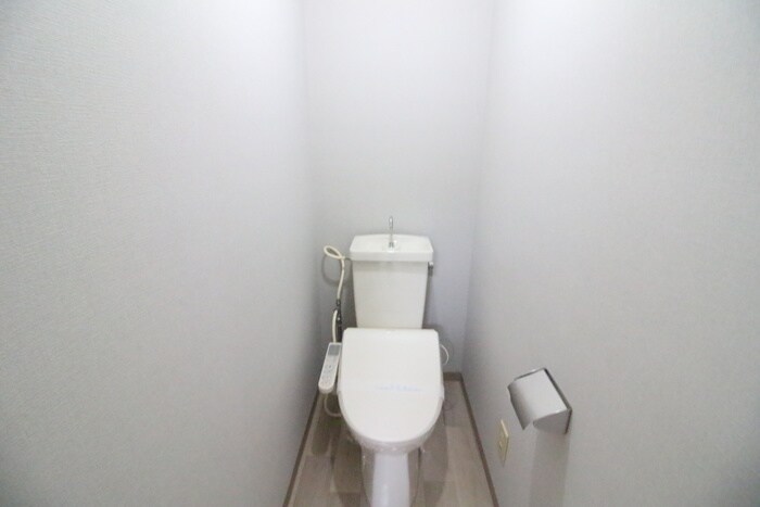 物件内観写真13　(トイレ)