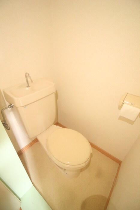 物件内観写真12　(トイレ)