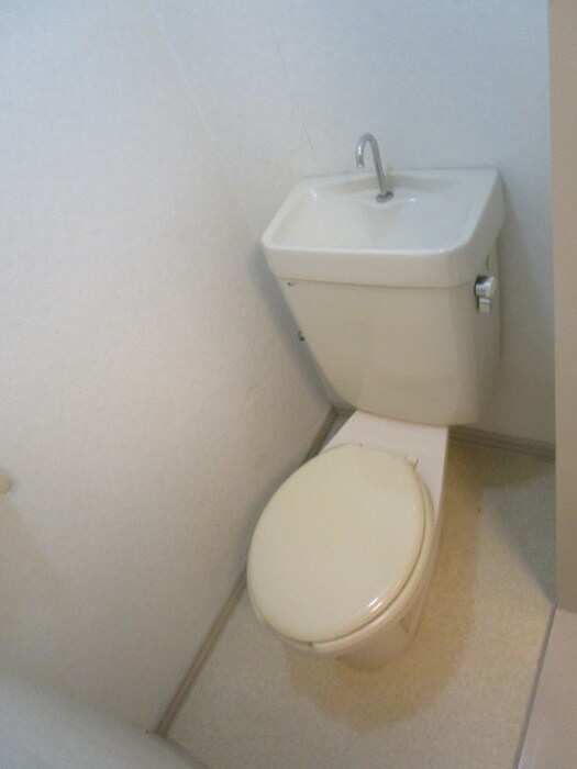 物件内観写真13　(トイレ)