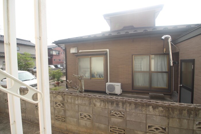 物件内観写真20　(室内からの展望)