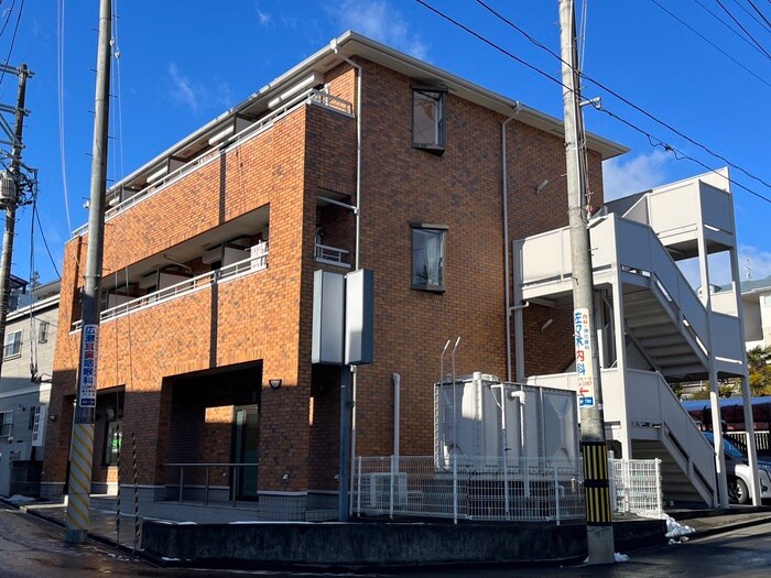 物件外観写真2　(外観写真)