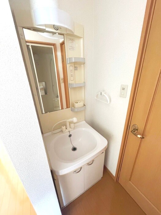 物件内観写真12　(洗面)